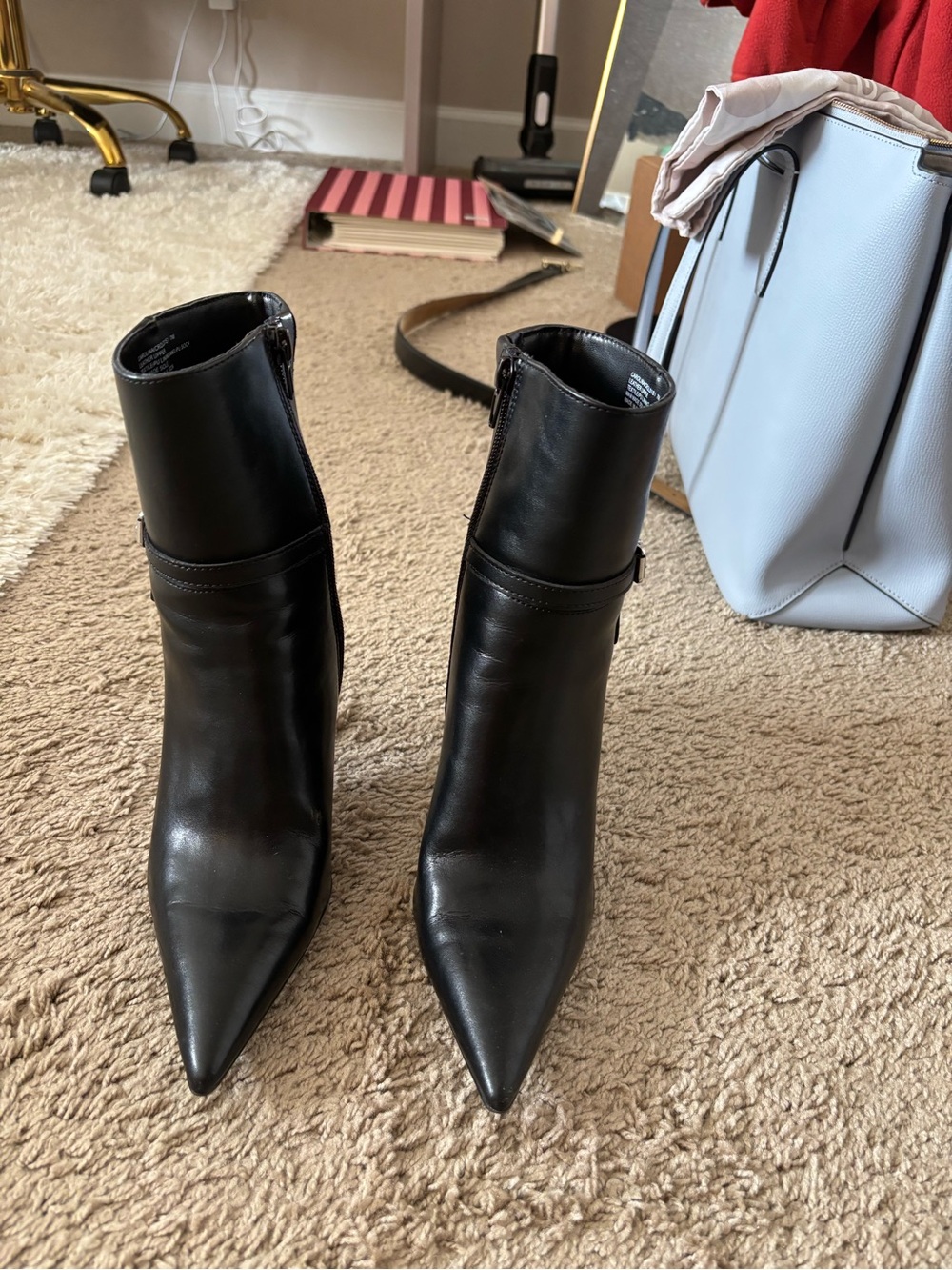 Steve Madden Black Pointed Leather Ankle Booties